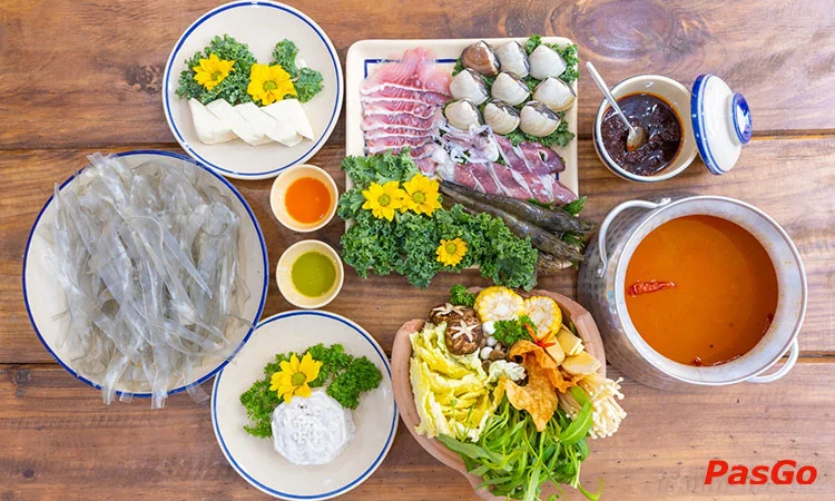 Nhà hàng Lẩu Hồi Đó Võ Thị Sáu chuyên phục vụ Lẩu phong cách Hà Nội 1