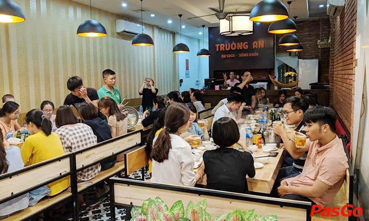 nha-hang-lau-hoi-truong-an-truong-cong-giai-12