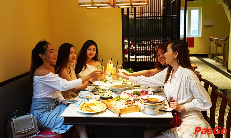 nha-hang-lau-nam-ashima-bui-bang-doan-quan-7-10