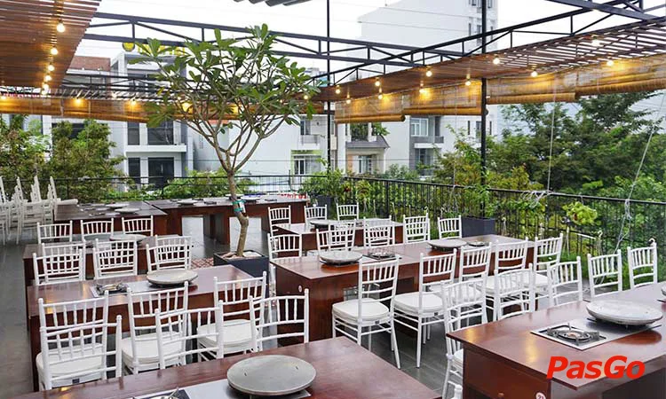 nha-hang-lau-nuong-happy-le-thanh-nghi-12