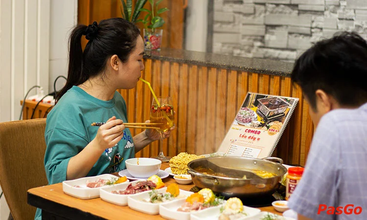 Nhà hàng Lẩu Nướng Mini Candy Nguyễn Văn Đậu Nướng Lẩu đặc sắc 12