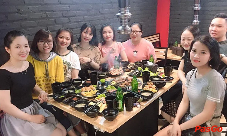 nha-hang-lau-nuong-nhat-nhat-mon-city-12