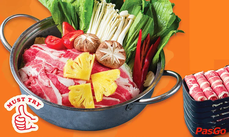 nha-hang-lau-phan-thai-ha-slide-6