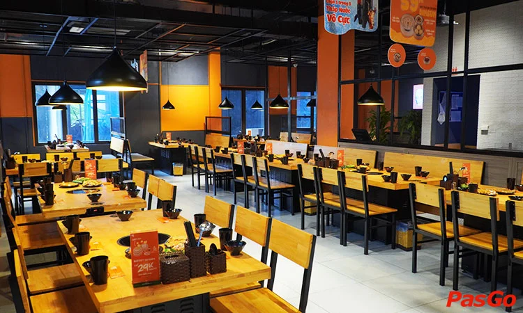 nha-hang-lau-phan-phung-khoang-11