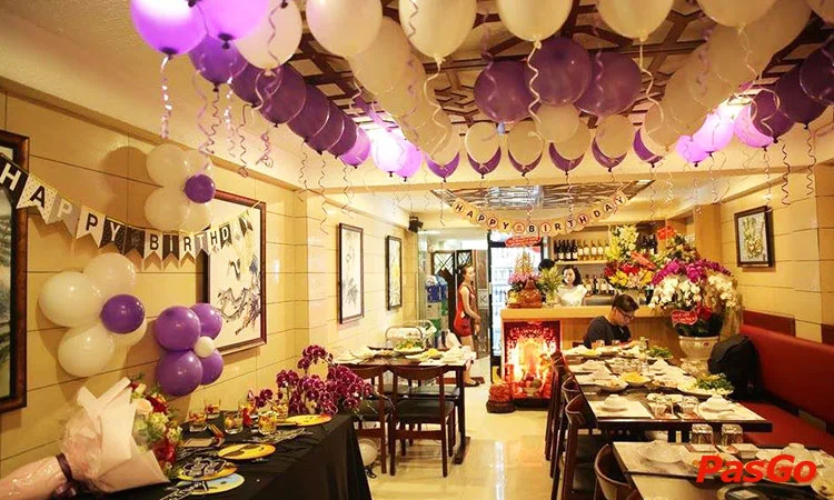 nha-hang-lau-sua-ham-ky-11