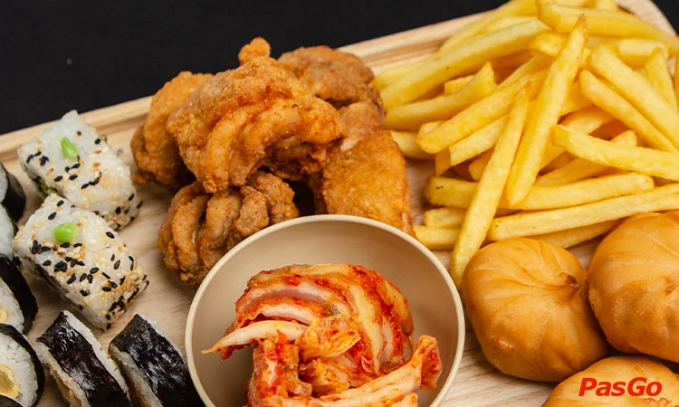 nha-hang-lau-vo-cuc-dinh-nup-8