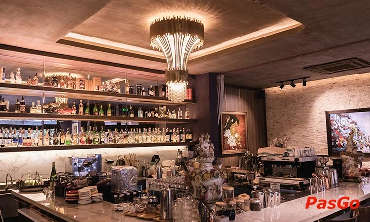 Nhà hàng Lê Art Cafe Wine Bistro Nguyễn Thái Học giao hòa ẩm thực và nghệ thuật 10