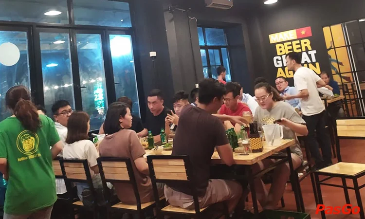 nha-hang-le-beer-nguyen-thi-thap-12