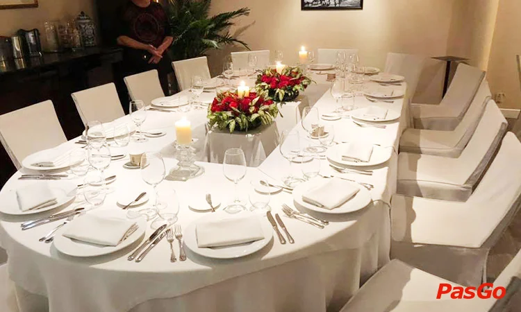 nha-hang-le-bordeaux-duong-d2-binh-thanh-11