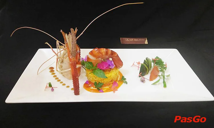 Nha-hang-le-gia-3-pham-van-dong-da-nang-slide-11