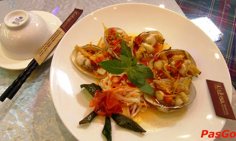 Nha-hang-le-gia-3-pham-van-dong-da-nang-slide-8