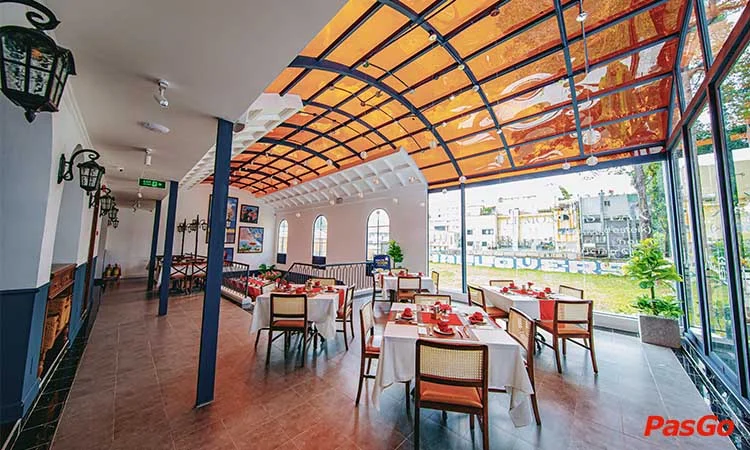 nhà hàng le monde steak lê quý đôn 4