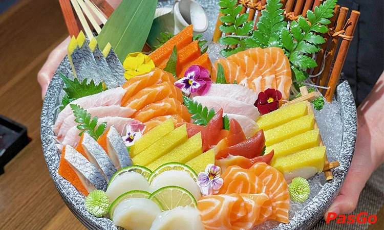 Nhà hàng  Let’s Sushi Hàm Nghi Ẩm thực Nhật Bản độc đáo 1