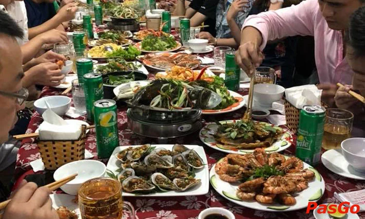 nha-hang-linh-trang-le-quang-dao-11