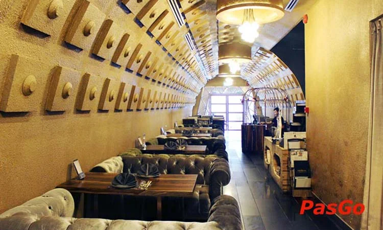 nha-hang-lion-city-le-loi-slide-10