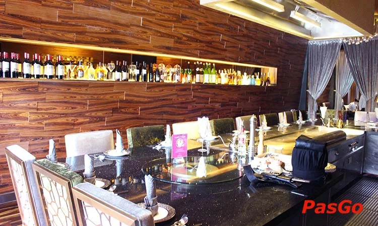 nha-hang-lion-city-le-loi-slide-12