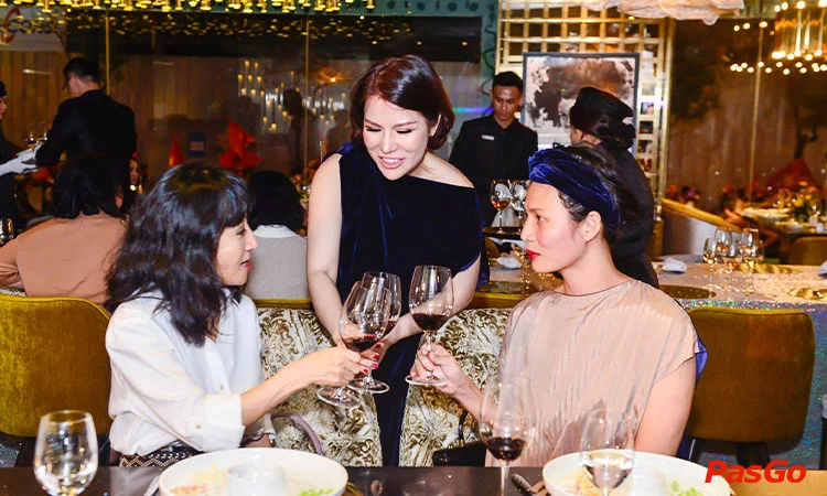 nha-hang-lion-city-le-anh-xuan-10