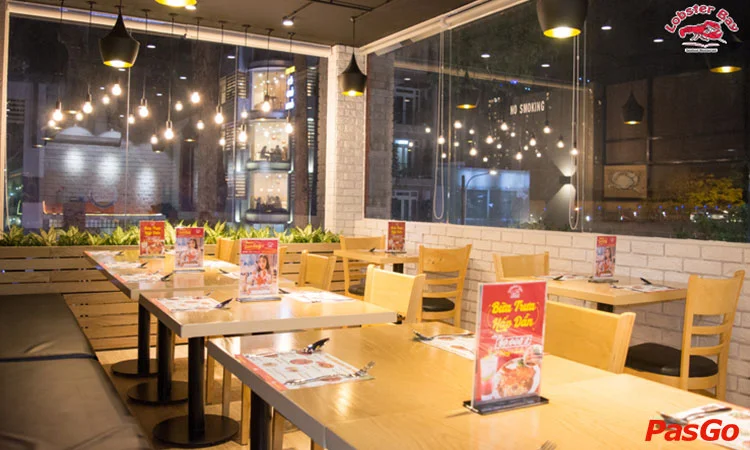 nha-hang-lobster-bay-nguyen-tri-phuong-12