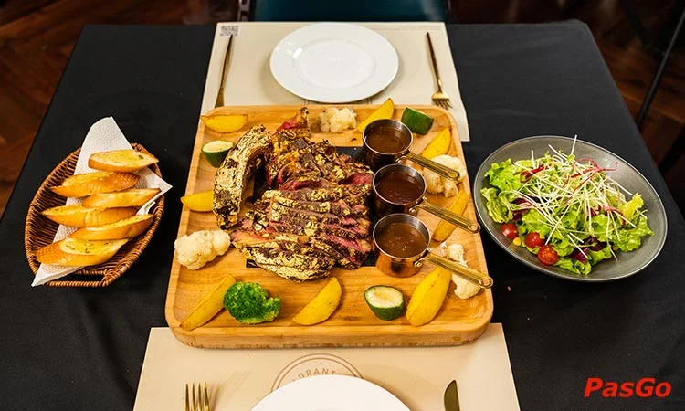 Nhà hàng Lounge 19 Restaurant & Bar Đỗ Đức Dục Chuyên món Âu 11