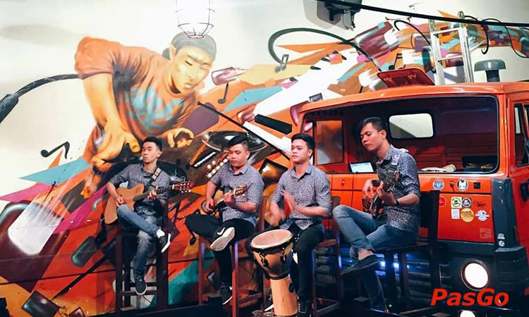 nha-hang-luna-pub-restaurant-tran-phu-12