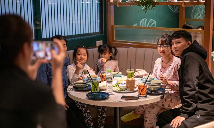 nha-hang-mak-mak-center-point-16