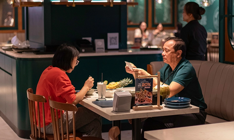 nha-hang-mak-mak-center-point-17