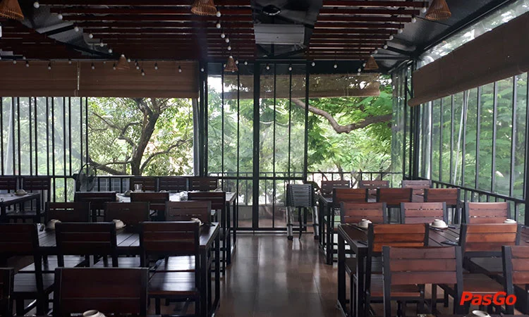 nha-hang-mam-quan-to-hieu-11