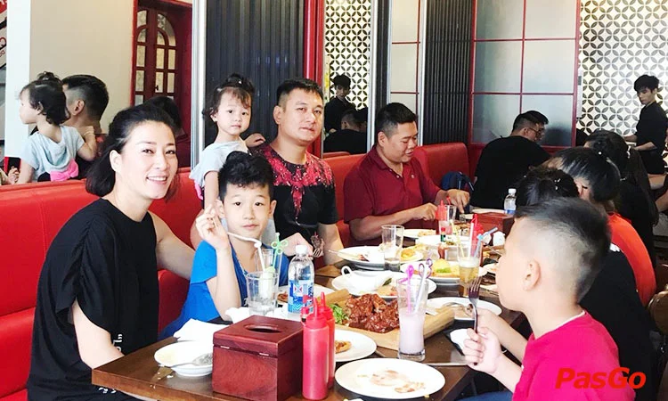 nha-hang-mamas-pizza-thai-ha-12