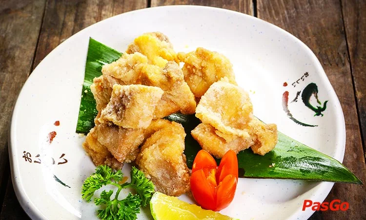 nha-hang-maneki-neko-deli-vincom-pham-ngoc-thach-slide-8