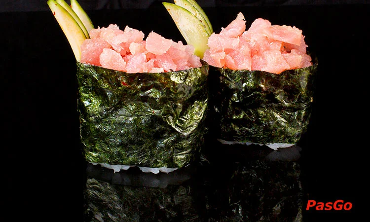 nha-hang-maneki-neko-deli-vincom-dong-khoi-slide-5