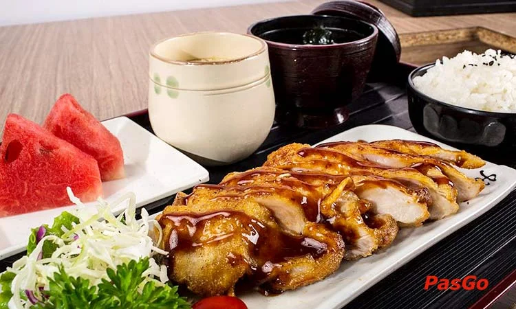 nha-hang-maneki-neko-deli-vincom-pham-ngoc-thach-slide-4