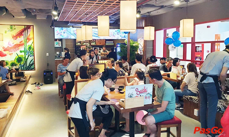 nha-hang-maneki-neko-deli-vincom-thu-duc-10