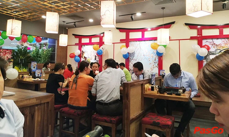 nha-hang-maneki-neko-deli-vincom-thu-duc-11