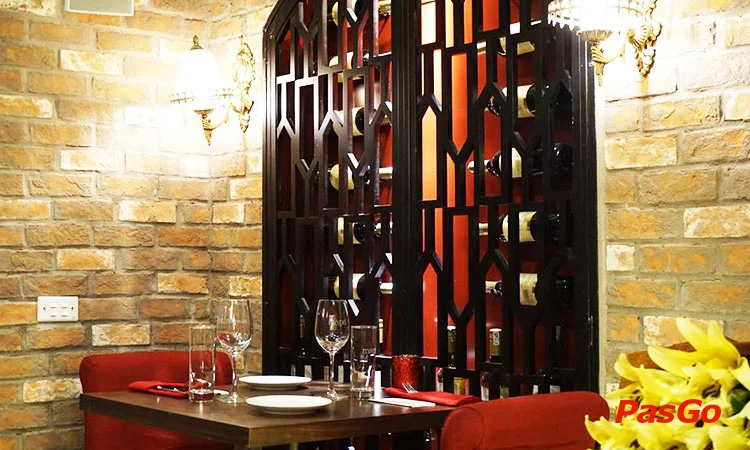 nha-hang-mapa-c’s-wine-bar-pham-hong-thai-slide-12