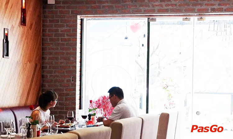 nha-hang-mapa-wine-bar-and-grill-restaurant-trung-hoa-slide-12