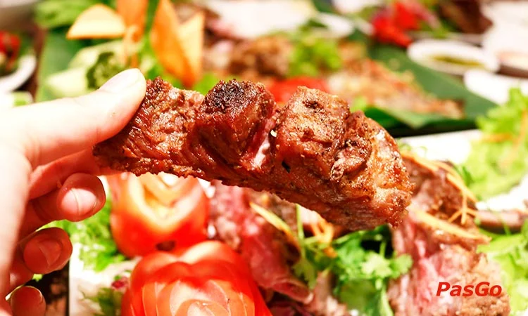 nha-hang-me-lao-le-trong-tan-slide-3