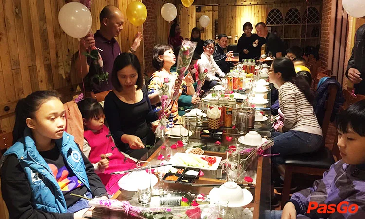 nha-hang-ga-doi-de-nui-nguyen-hoang-10