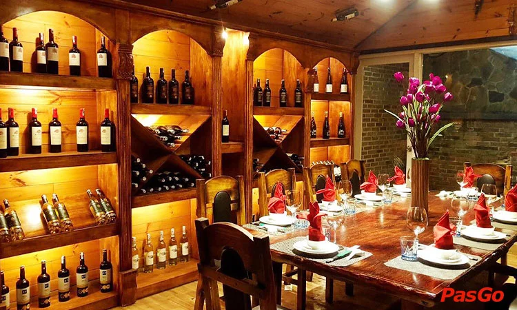 nha-hang-mekong-restaurant-phan-van-tri-11