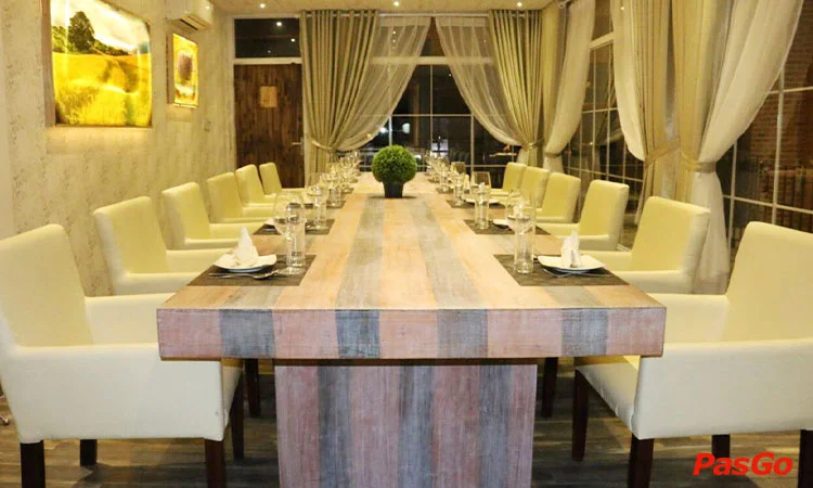 nha-hang-mekong-restaurant-phan-van-tri-12
