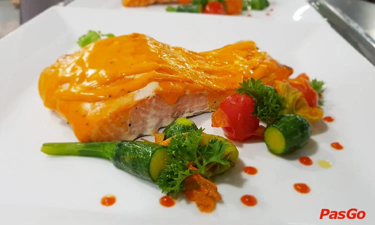 nha-hang-mekong-restaurant-phan-van-tri-7