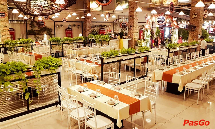 nha-hang-mekong-restaurant-phan-van-tri-9