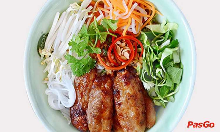 nha-hang-mon-hue-302-cau-giay-5