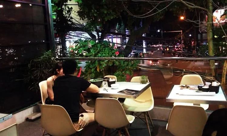 nha-hang-mon-hue-ba-trieu-slide-10