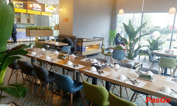 nha-hang-mon-hue-ecolife-le-van-luong-slide-10