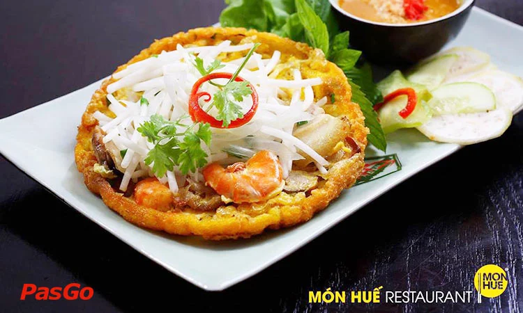 nha-hang-mon-hue-ecolife-le-van-luong-slide-2