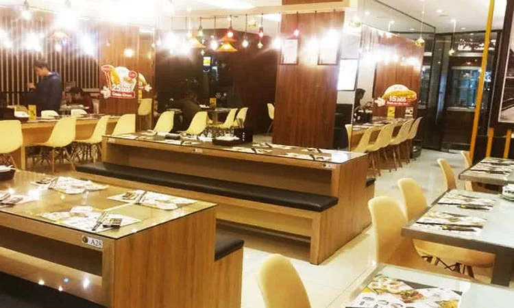 nha-hang-mon-hue-huynh-thuc-khang-slide-10