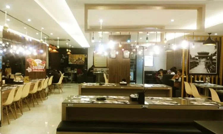 nha-hang-mon-hue-huynh-thuc-khang-slide-12