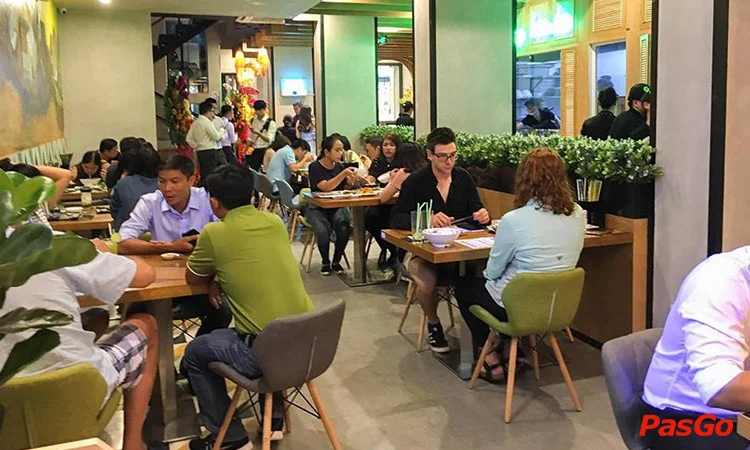 nha-hang-mon-hue-ngo-duc-ke-10