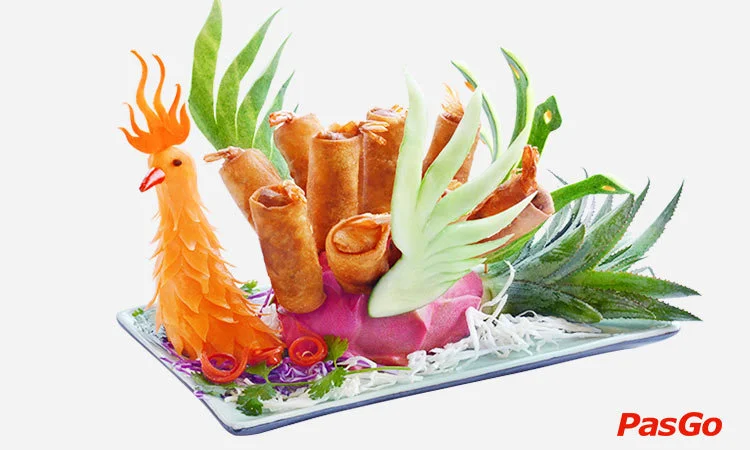 nha-hang-mon-hue-vincom-pham-ngoc-thach-slide-7