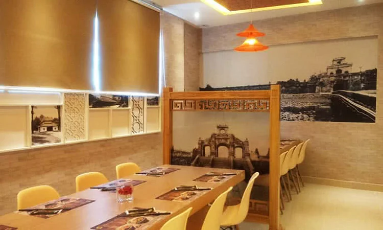 nha-hang-mon-hue-thai-ha-slide-10